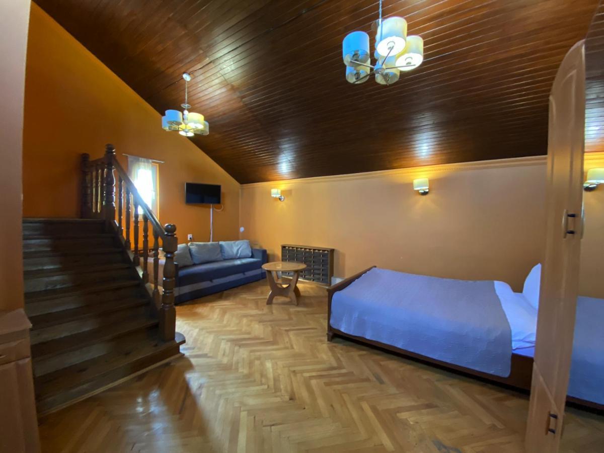 Olena Resort Briukhovychi Buitenkant foto