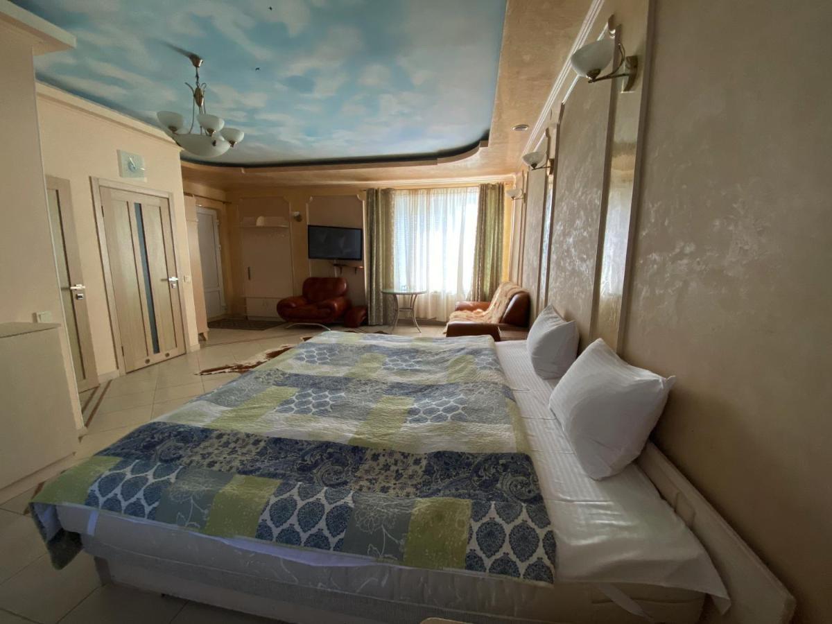 Olena Resort Briukhovychi Buitenkant foto