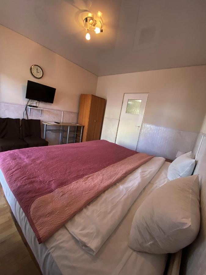 Olena Resort Briukhovychi Buitenkant foto