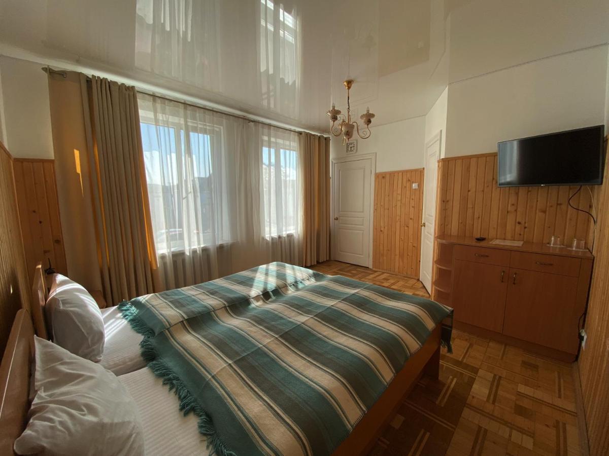 Olena Resort Briukhovychi Buitenkant foto