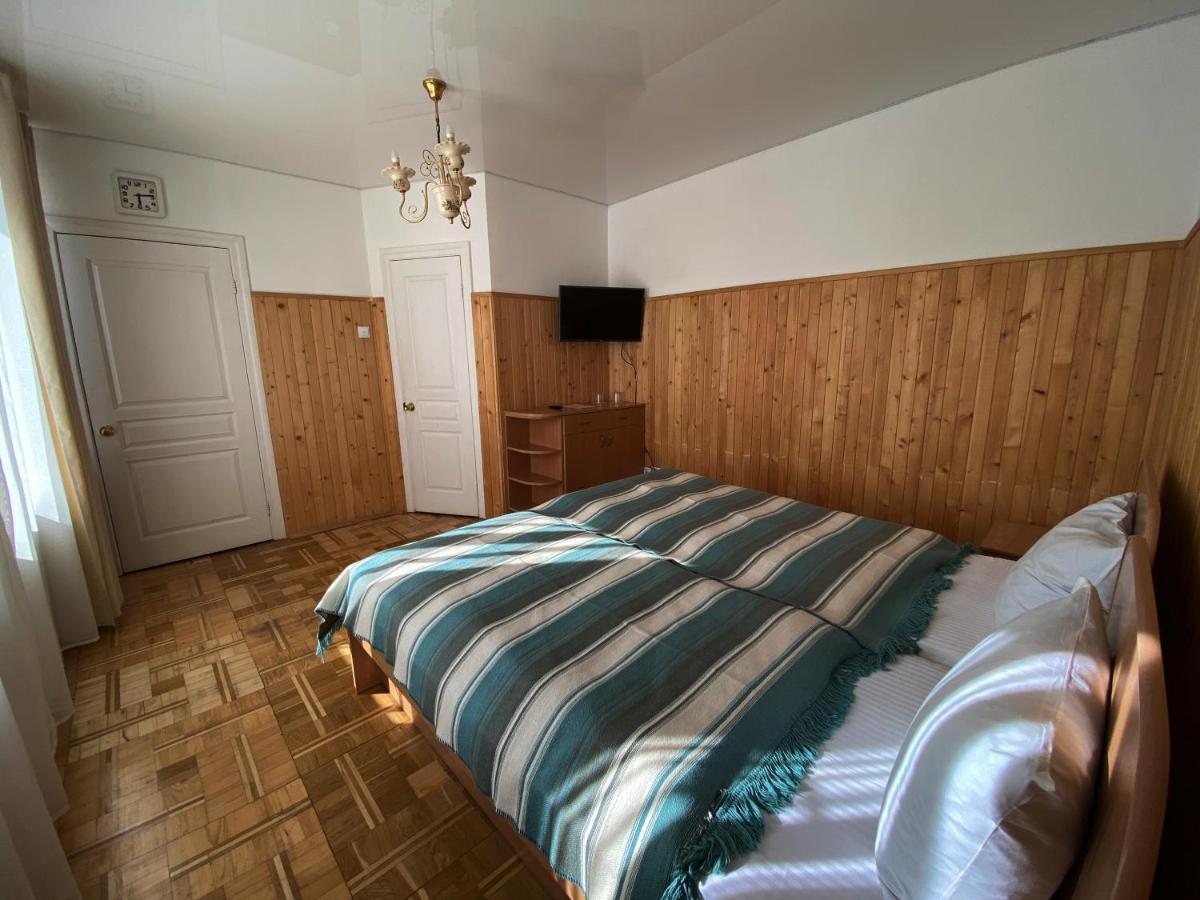Olena Resort Briukhovychi Buitenkant foto