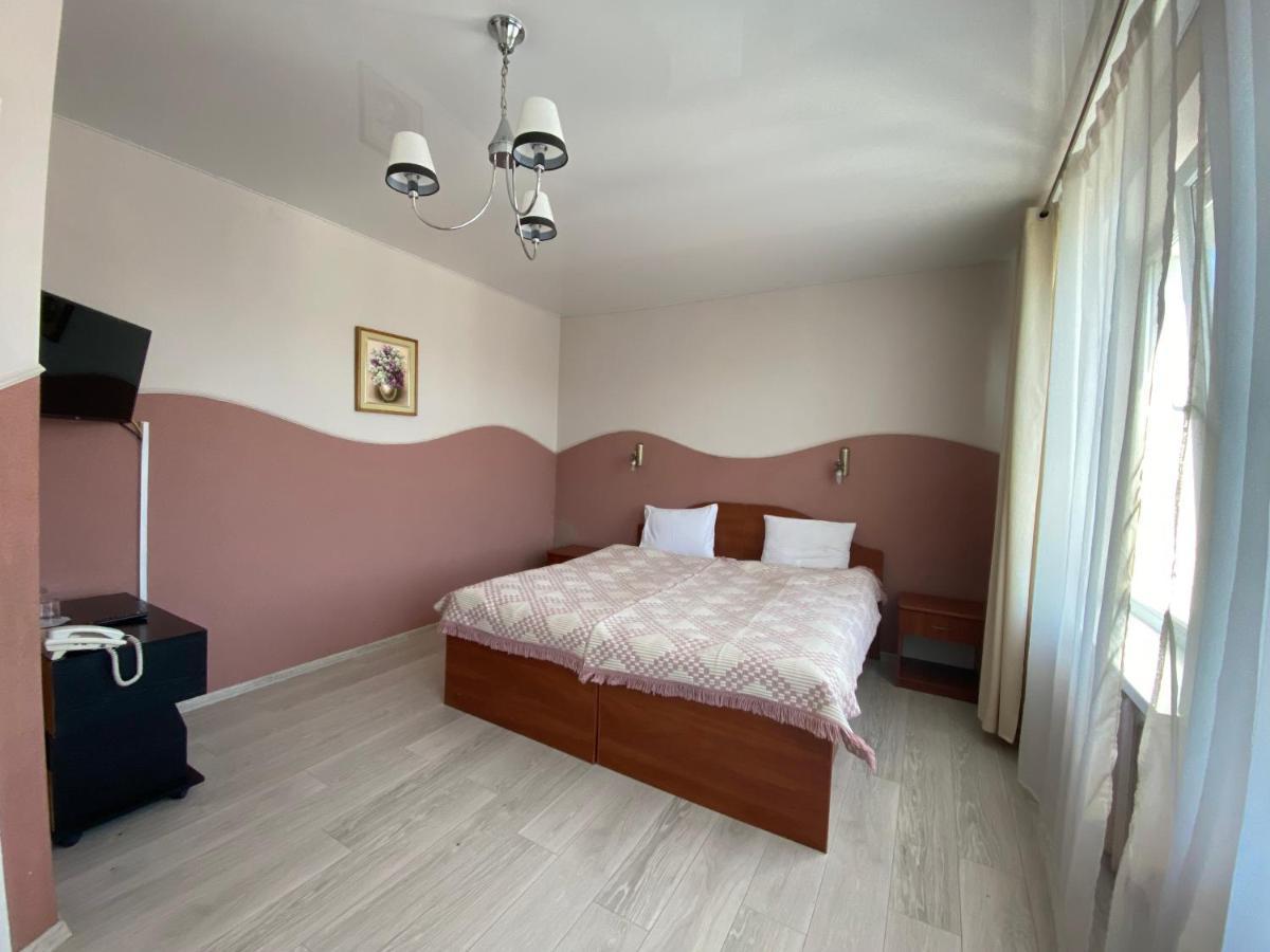 Olena Resort Briukhovychi Buitenkant foto