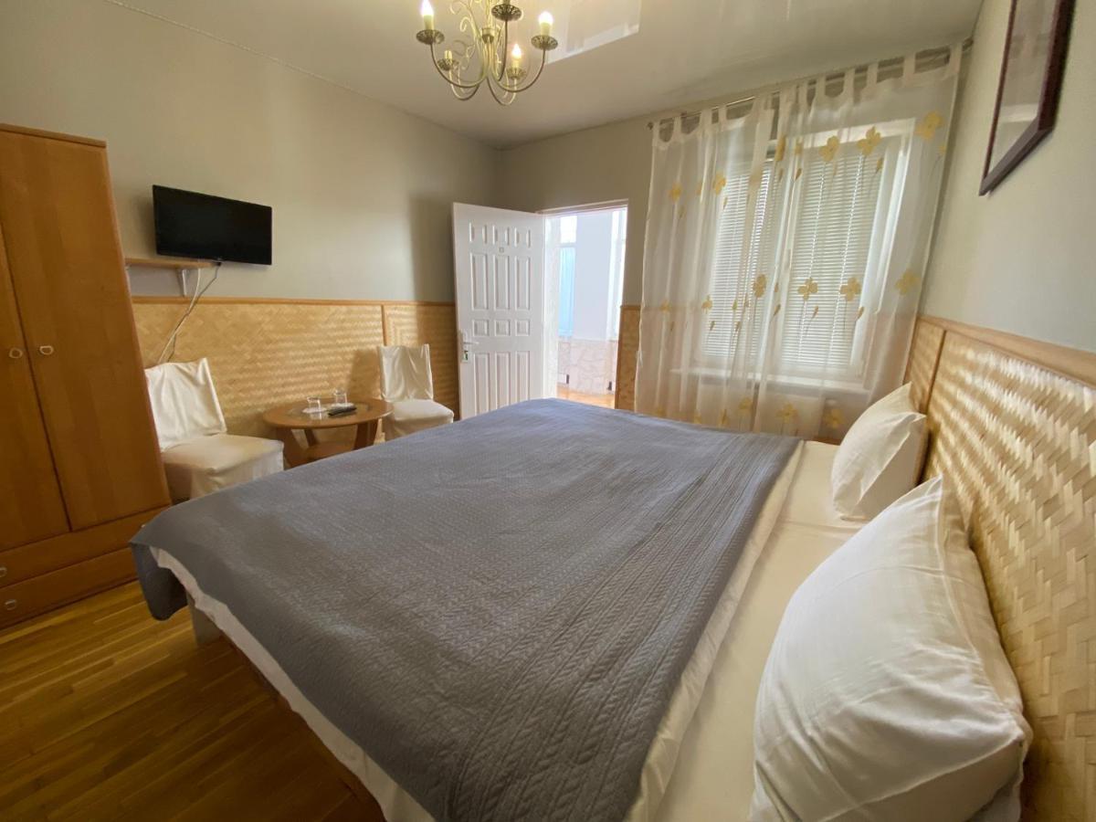 Olena Resort Briukhovychi Buitenkant foto