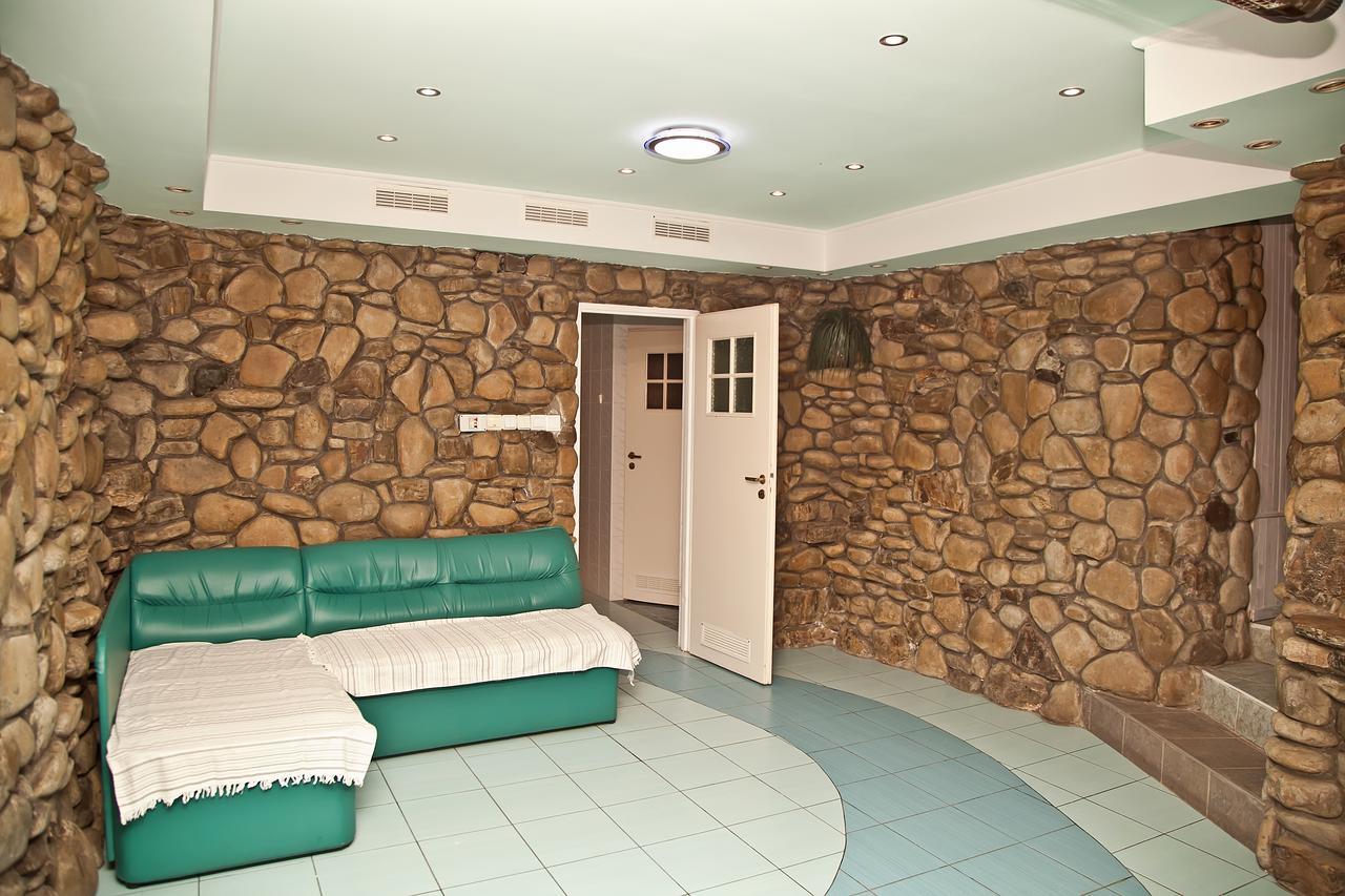 Olena Resort Briukhovychi Buitenkant foto